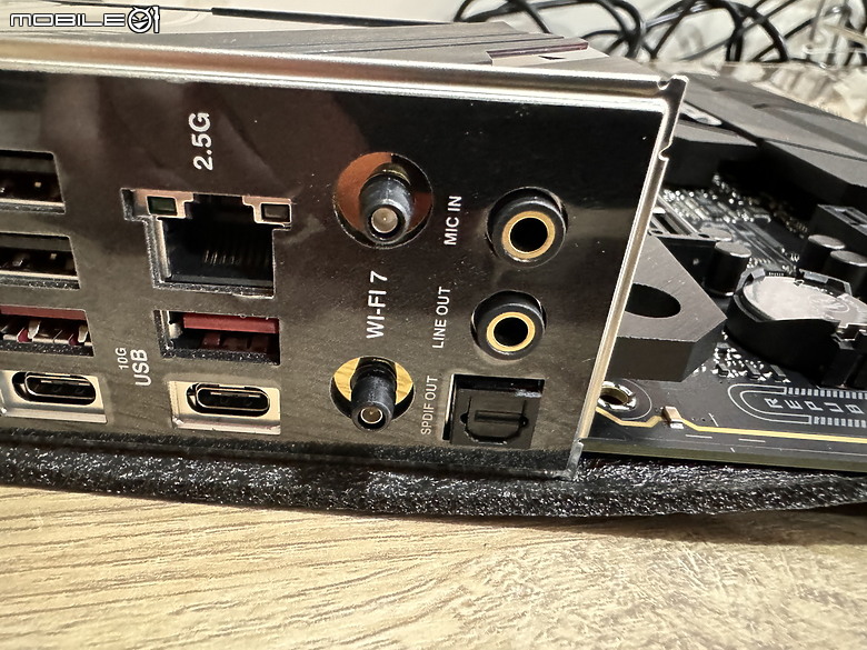 點我看大圖 ROG STRIX 主流好板 Z790-F GAMING WIFI II 規格再強化