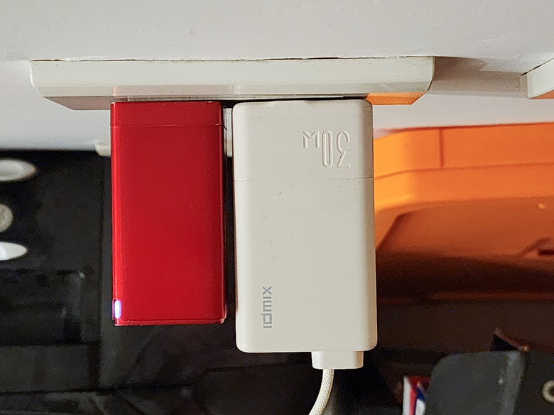 【開箱測試】IDMIX CH10 Chill豆腐 三合一行動電源
