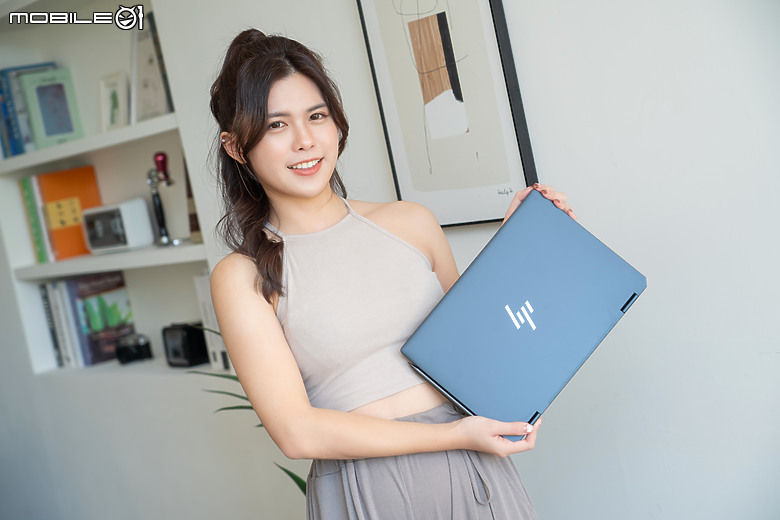 HP Spectre x360 14 (2024) 翻轉觸控筆電｜AI 功能與專業視覺再創質感巔峰！