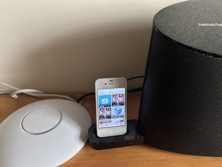 12年老手機 iPhone 4S 更換電池復活記!