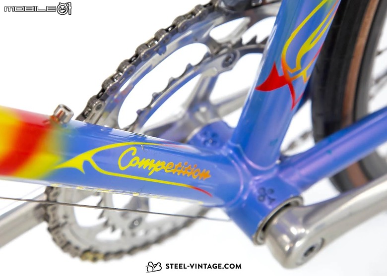 看這老鋼管真的才真的算是腳踏車啊! Colnago Master Steel真美