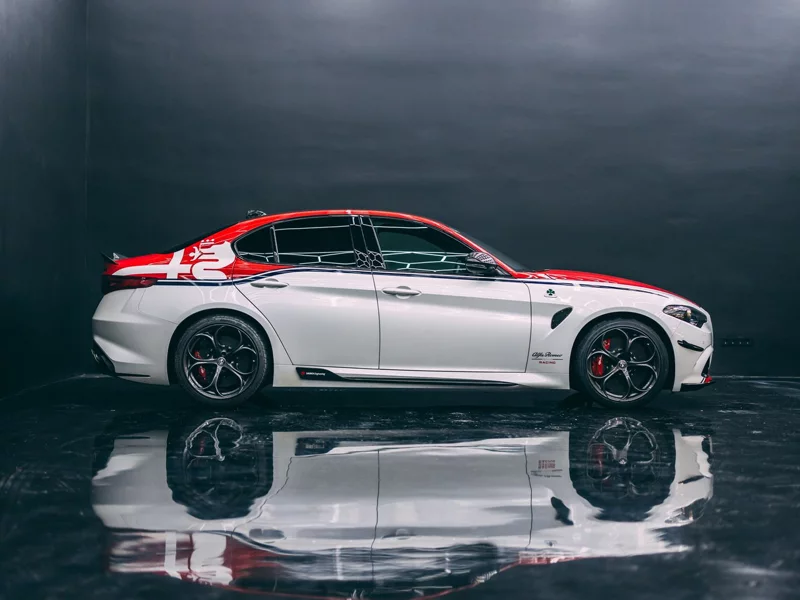 全球只有10台的Alfa Romeo Giulia QV賽車版 即將在RM蘇富比拍賣!