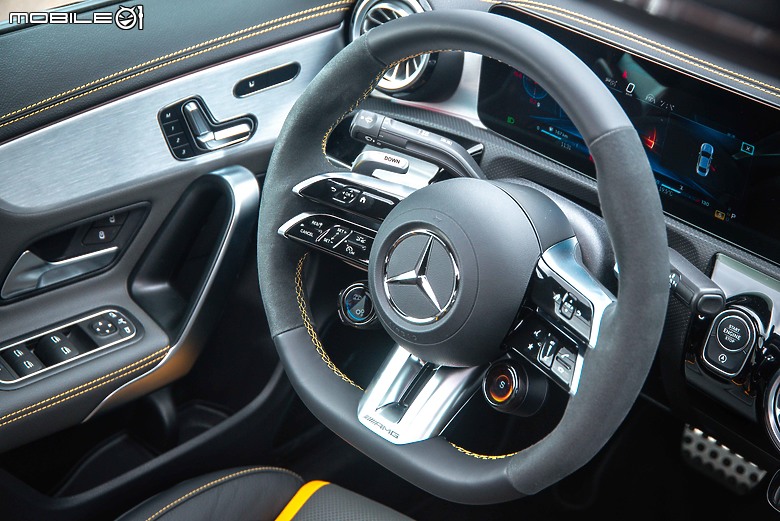 Mercedes-AMG CLA 45 S 4MATIC+小改款試駕|成熟科技加持,三年後再見依然如此誘人!