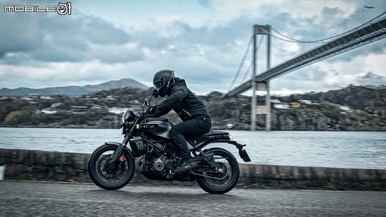 【海外新訊】2024 Husqvarna Vitpilen/Svartpilen全新登場!風格不變,配備、科技全升級!