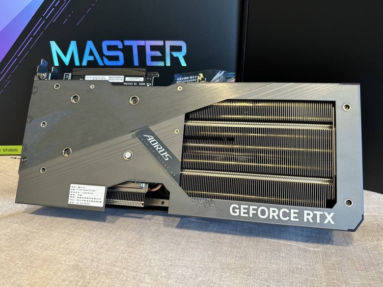 魯班尺上的預言 技嘉AORUS GeForce RTX™ 4070 MASTER 12G