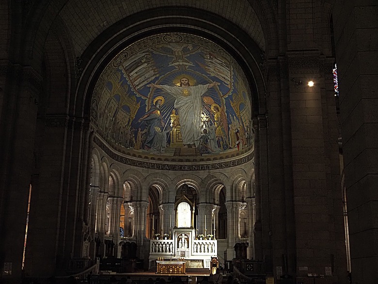 艾菲爾鐵塔(Tour Eiffel)、蒙馬特(Montmartre)、聖心堂(Basilique du Sacré-Cœur de Montmartre),外掛拉法葉百貨 巴黎奧斯曼旗艦店(Galeries Lafayette Haussmann)、莎瑪麗丹百貨(La Samaritaine) — 引領流行的時尚與藝術之都 — 2023年冬季歐洲行旅 第九部