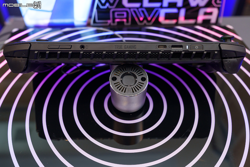 【CES2024】MSI CLAW 遊戲掌機動手玩 操作手感佳，效能與續航讓人期待！