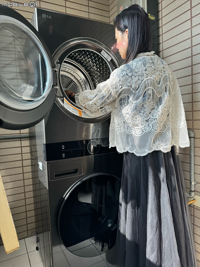 【試用文】 LG WashTower™ AI智控洗乾一體機：革命性家居體驗 開啟溫馨小家庭璀璨新生活篇章