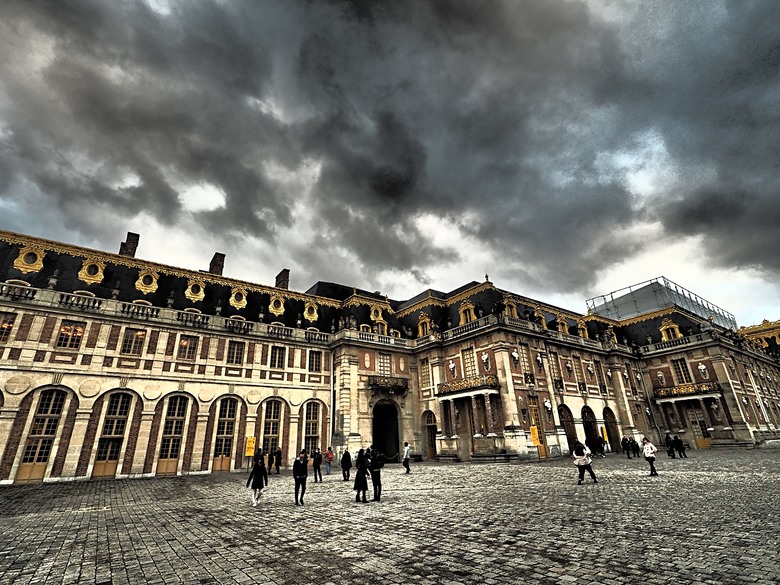 凡爾賽宮(Château de Versailles) — 世界文化遺產 之 凡爾賽宮及其園林(Palace and Park of Versailles) — 外掛巴黎市政廳(Hôtel de Ville)、古監獄(Conciergerie) 、皇家宮殿(Domaine National du Palais-Royal) — 2023年冬季歐洲行旅 第七部