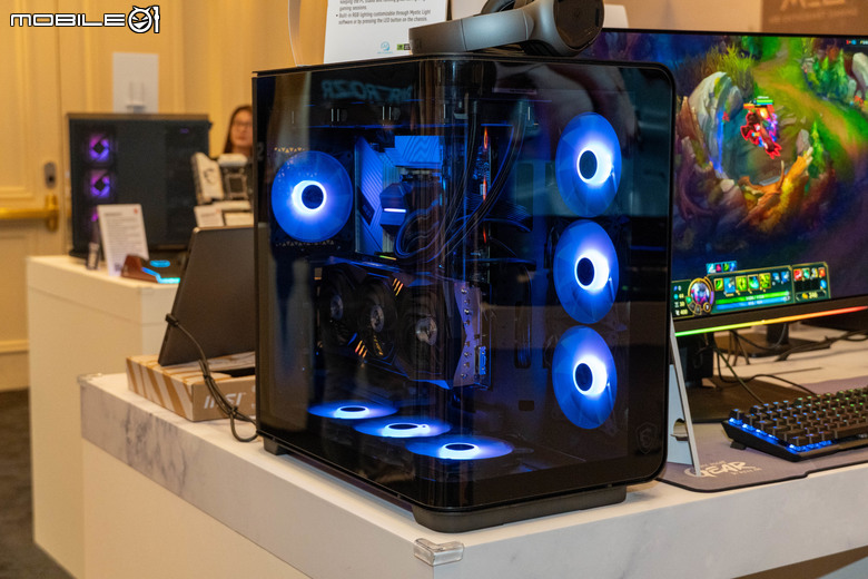 【CES2024】微星推出多款 14 代處理器電競 PC 主機 還有多款生產力螢幕打造更高使用效率