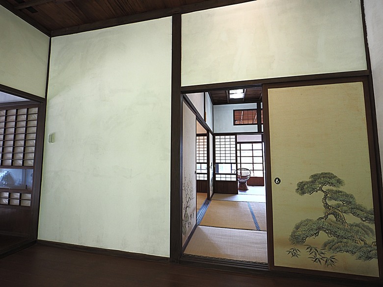 【小惡魔金龍踏春】鄞山寺(汀州會館)、龍山寺、清水巖、福佑宮、重建街、日本警官宿舍、滬尾小學校禮堂,附掛真理街阿給 — 淡水古蹟一日行旅 上半場
