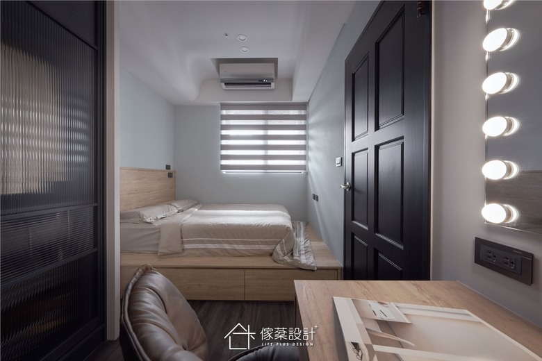 【開箱】桃園龜山A8首購屋-現代風-深色系裝潢也可以很有溫馨感
