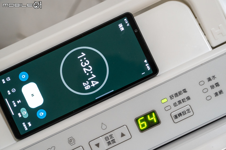 日立 HITACHI RD-22FC 清淨型除濕機｜一機雙效 X 貼心設計，擁抱乾爽舒適生活！
