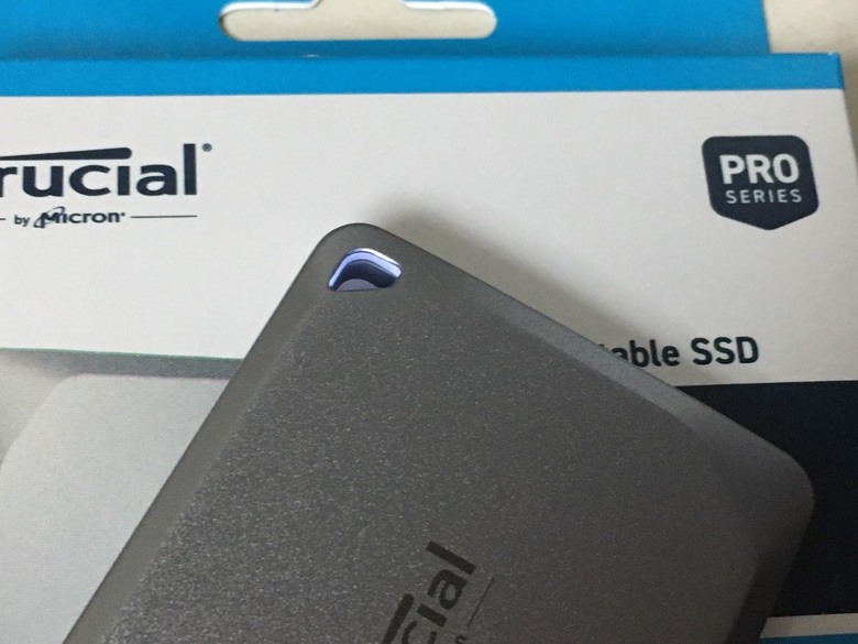 行動速度狂熱者的最愛！Crucial X9 Pro Portable SSD 開箱，感受極致衝擊的震撼！