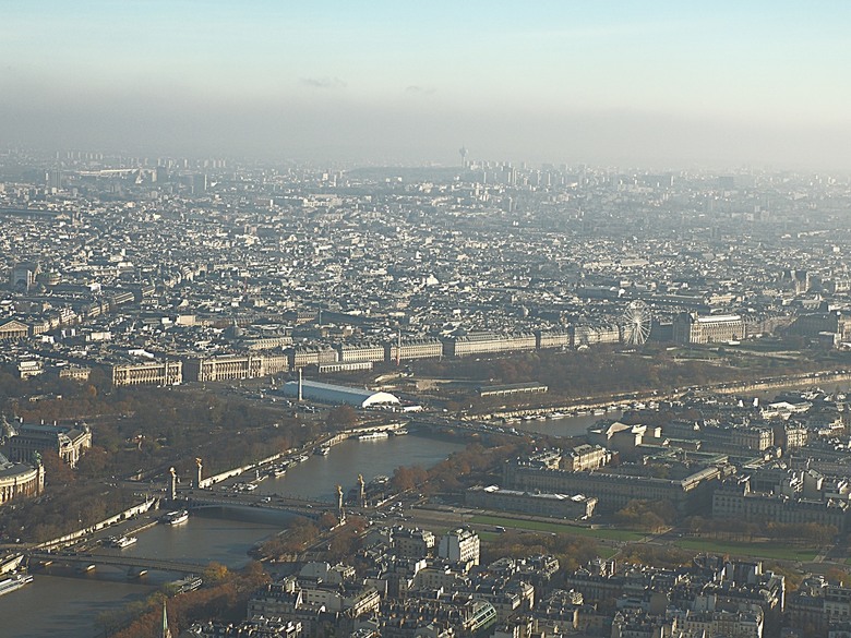 艾菲爾鐵塔(Tour Eiffel)、蒙馬特(Montmartre)、聖心堂(Basilique du Sacré-Cœur de Montmartre),外掛拉法葉百貨 巴黎奧斯曼旗艦店(Galeries Lafayette Haussmann)、莎瑪麗丹百貨(La Samaritaine) — 引領流行的時尚與藝術之都 — 2023年冬季歐洲行旅 第九部