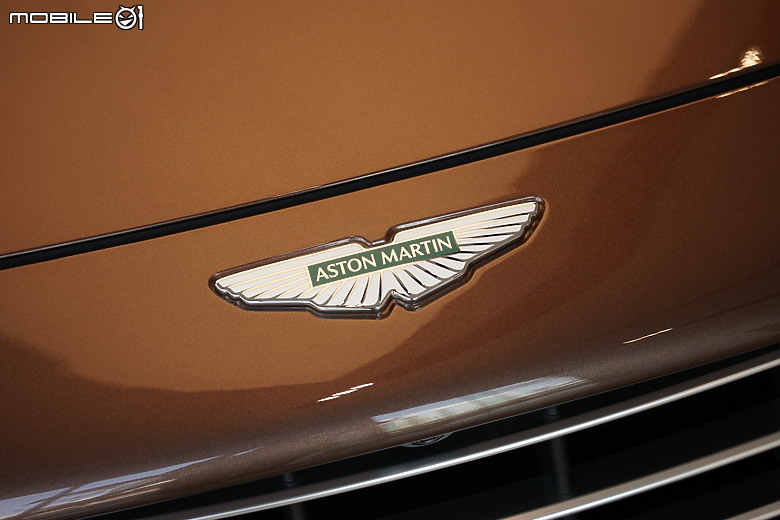 【國內新訊】演繹另一種美!Aston Martin DB12 Volante敞篷版國內發表自1388萬元起!