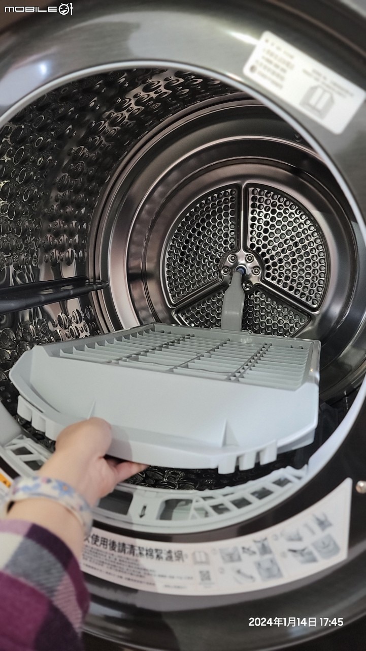 美麗兼智慧 LG WashTower™ AI 智控洗衣機讓生活更輕鬆