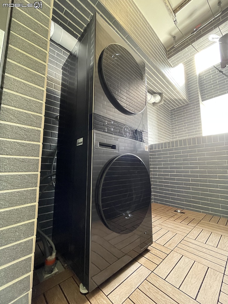 LG WashTower 極窄美型版輕鬆搞定跟塵蟎過敏原說掰掰