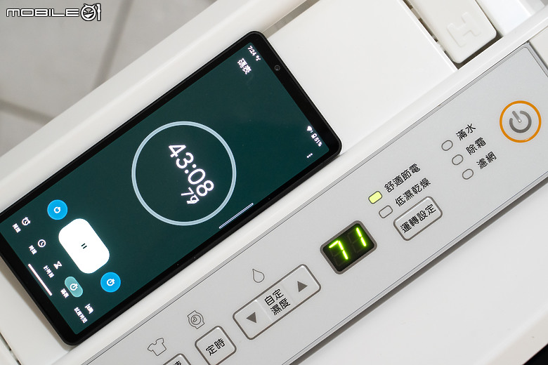日立 HITACHI RD-22FC 清淨型除濕機｜一機雙效 X 貼心設計，擁抱乾爽舒適生活！