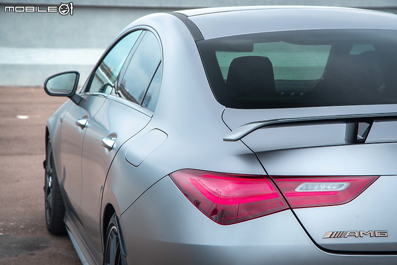Mercedes-AMG CLA 45 S 4MATIC+小改款試駕|成熟科技加持,三年後再見依然如此誘人!