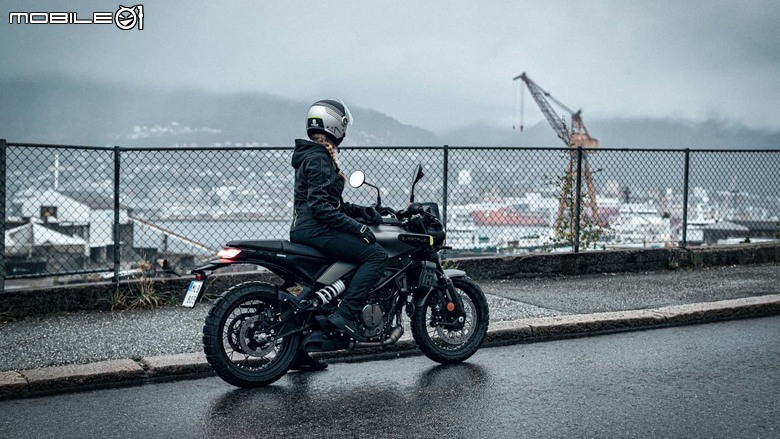 【海外新訊】2024 Husqvarna Vitpilen/Svartpilen全新登場!風格不變,配備、科技全升級!