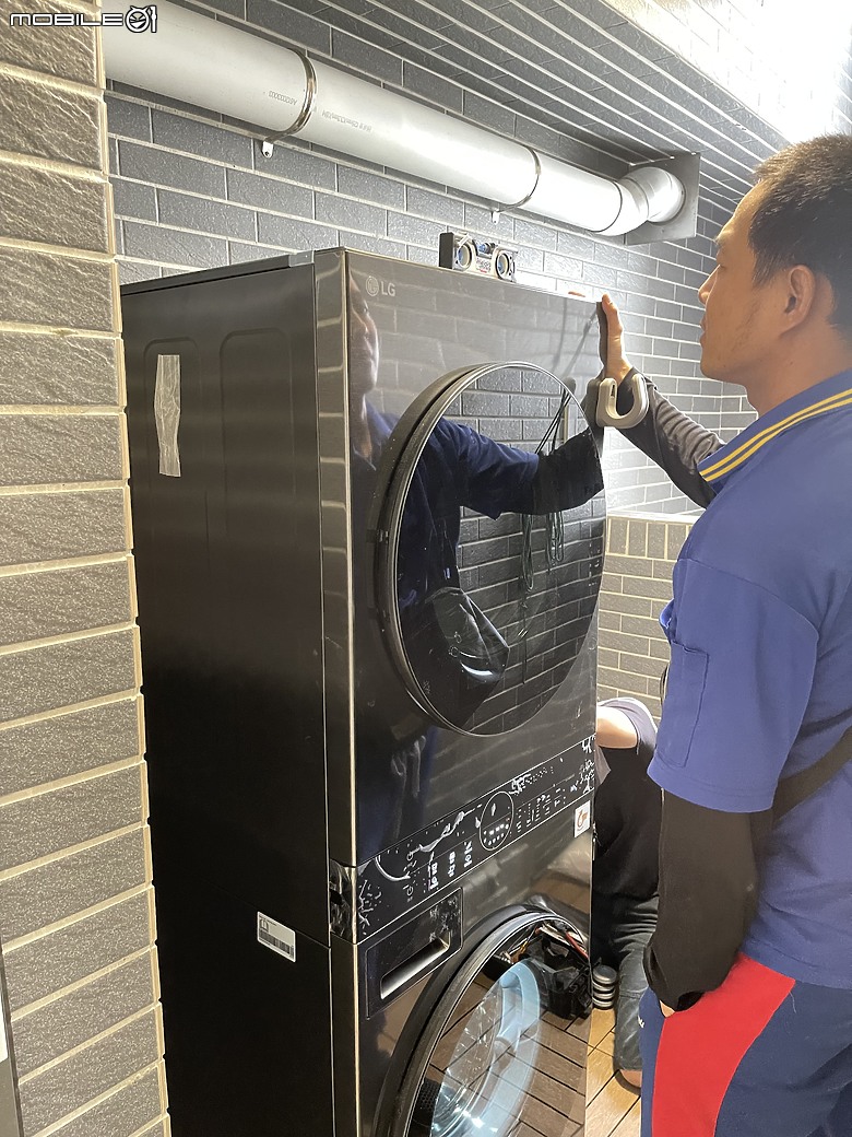 LG WashTower 極窄美型版輕鬆搞定跟塵蟎過敏原說掰掰