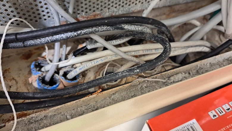 如何猜電箱中的網路線是走到哪間房間