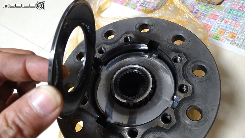 點我看大圖 E34 DIY專輯31 原廠LSD限滑差速器搭載