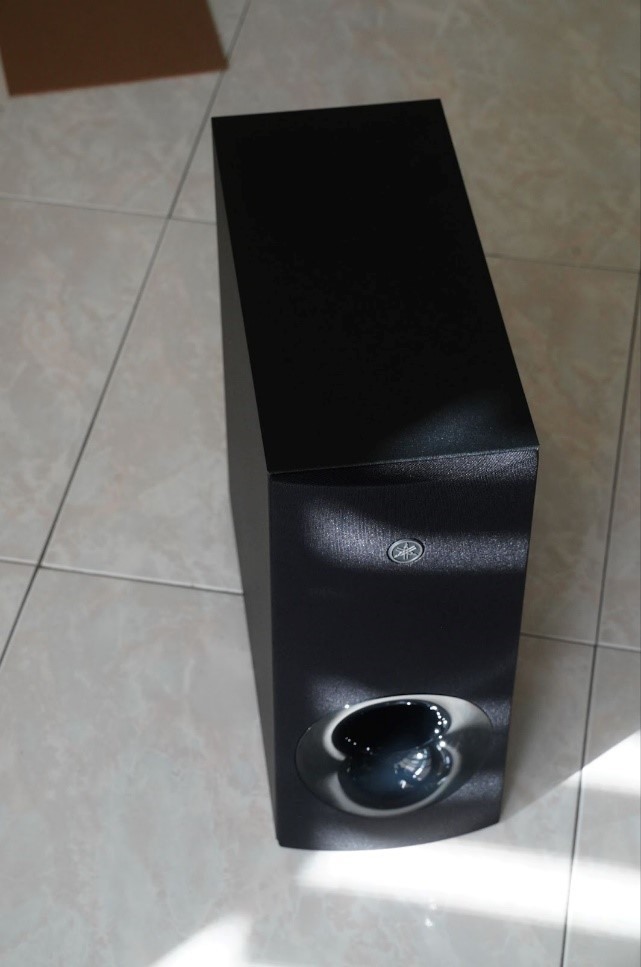 開箱朋友的 YAMAHA SR-B40A sound bar,試聽完直接被燒到XD