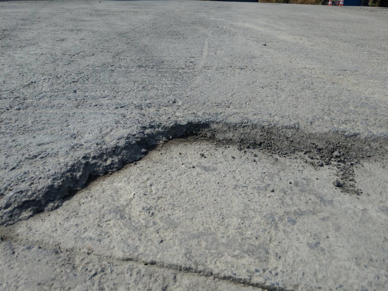 10.5代Corolla Altis更換固特異Assurance MaxGuard輪胎心得分享