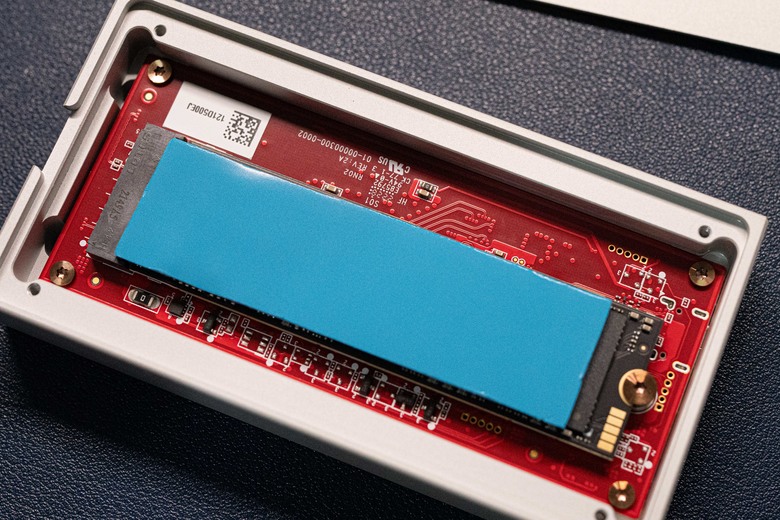 macOS + Windows 雙系統外接硬碟盒解決方案｜Thunderbolt + USB 3.2 Gen 2 雙模雙主控