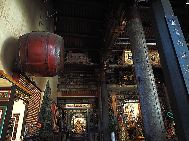 【小惡魔金龍踏春】鄞山寺(汀州會館)、龍山寺、清水巖、福佑宮、重建街、日本警官宿舍、滬尾小學校禮堂，附掛真理街阿給 — 淡水古蹟一日行旅 上半場