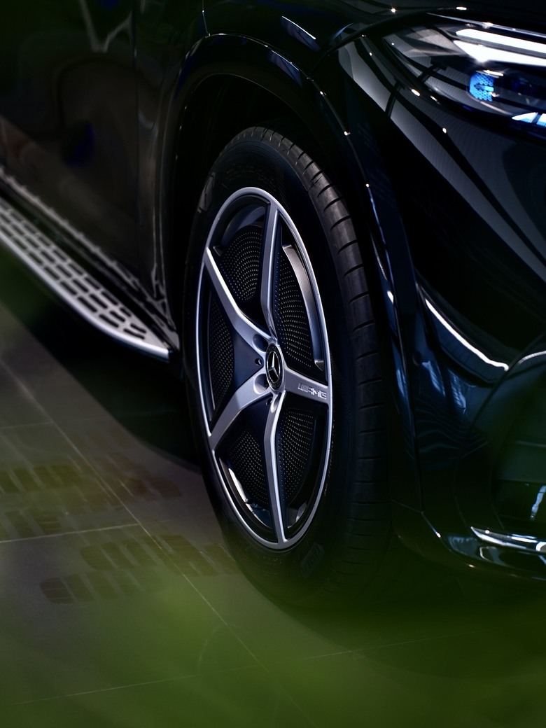 M-Benz EQS 450 4MATIC SUV