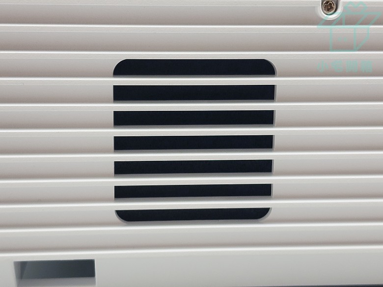 【小宅開箱】居家辦公都適用 極簡風投影機 Acer X1528Ki
