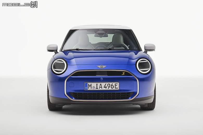 【海外新訊】MINI Cooper大改款燃油版登場，設計、科技比照純電版！