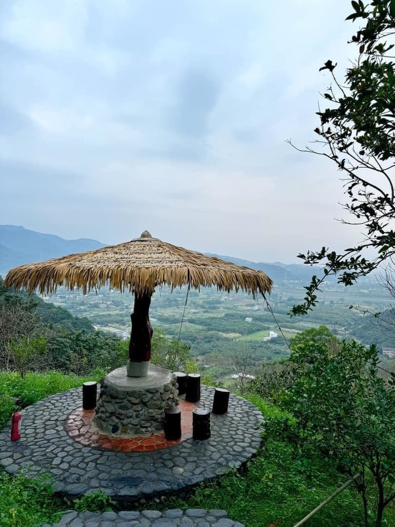 【小惡魔金龍踏春】之香格里拉踏青/住宿/農場