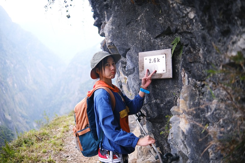 點我看大圖 【錐麓古道】挑戰內心懼高症的一條絕美懸崖峭壁古道