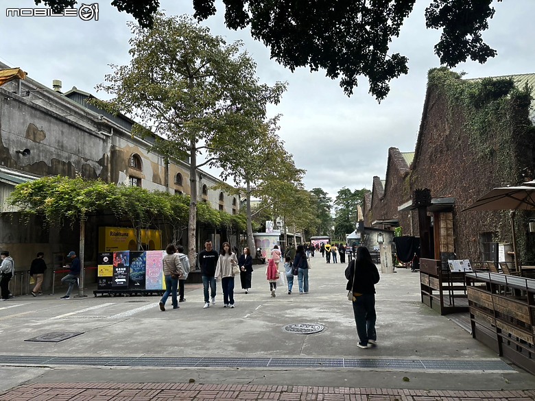 點我看大圖 【小惡魔金龍踏春】城市漫步健行:華山文創園區與三創一日遊