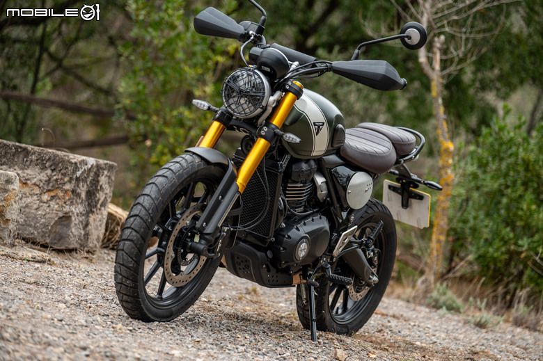 Triumph Speed 400／Scrambler 400 X西班牙試駕｜雙生兄弟性格大不同！兩車究竟該怎麼選？