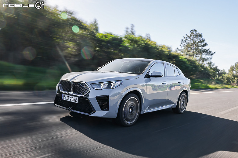 BMW iX2 xDrive30 葡萄牙試駕|重整旗鼓依舊叛逆,渾身電力再戰跑旅級距!