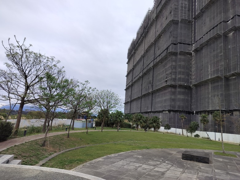 A7 兩大上市品牌,景觀學區商城宅,早鳥潛銷