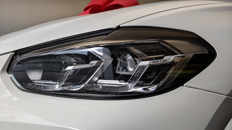 [開箱，建築師詳解 ] BMW X4 30i M sport - 外型帥氣，內在細膩的歐系跑旅