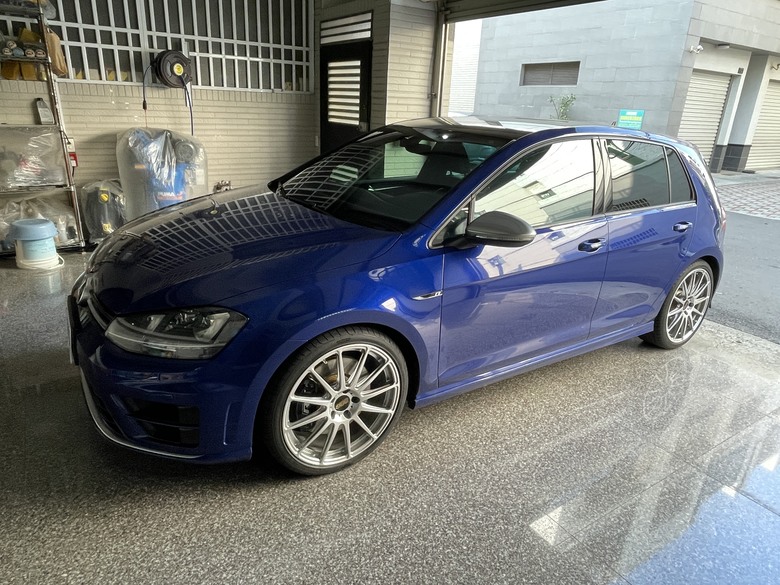 2017 Golf R 更換7年大燈犀牛皮