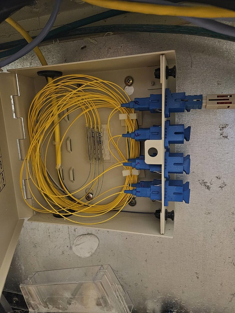 社區網路規劃及建置IPCAM問題