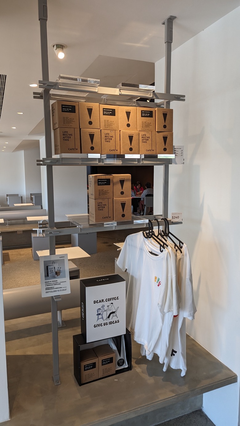 【小惡魔金龍踏春】CAFEIN硬咖啡桃園總廠(DICKIES聯名咖啡觀光工廠)店一遊~