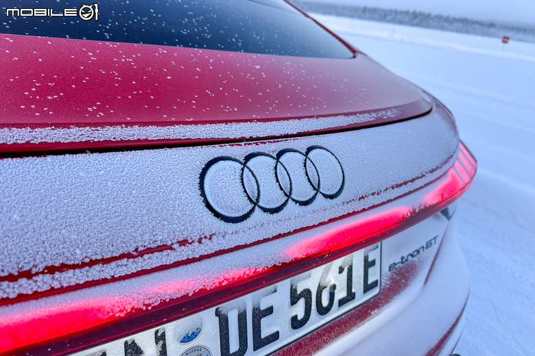 Audi Ice Driving Experience 極地冰上體驗｜學習華麗冰上甩尾、飽覽極地獨特風情！