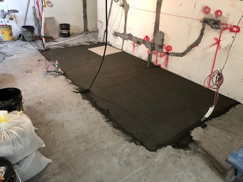 鈊沐室內設計Ｘ< 二十年房老屋翻新 > 節省費用與收納空間活用平衡：小空間的立體運用，工程執行狀況分享～