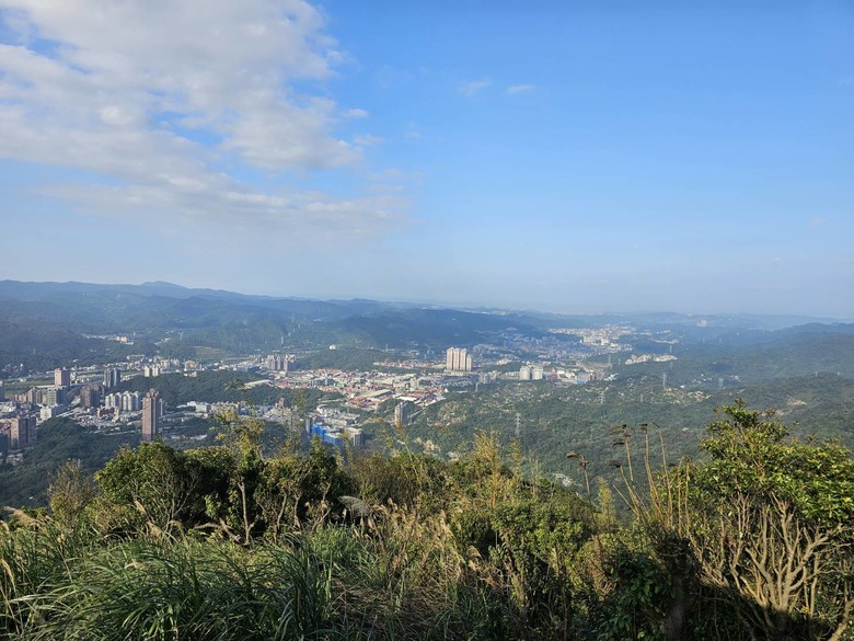 【小惡魔金龍踏春】大尖山登山步道初三踏春