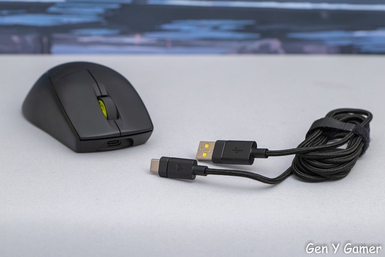 點我看大圖 FPS 競技取向滑鼠的後起之秀!Corsair M75 AIR Wireless