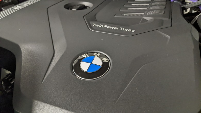 [開箱，建築師詳解 ] BMW X4 30i M sport - 外型帥氣，內在細膩的歐系跑旅